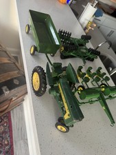 Vintage John Deere 1960s Ertl Toy  4 Piece Tractor Set