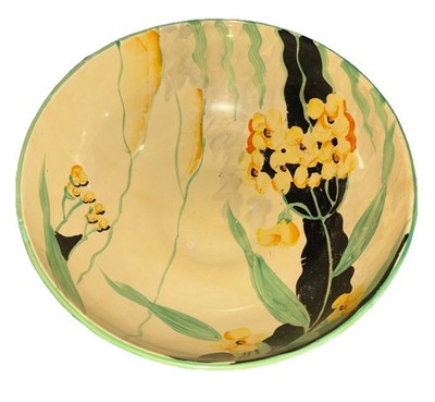 Authentic Clarice Cliff ''Green Erin'' pattern ceramic bowl dating circa 1933.