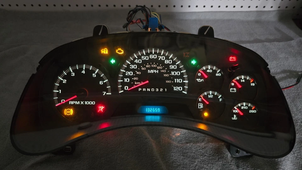 2002 - 2009 雪佛兰开拓者仪表组 — 第 3/4 张图片