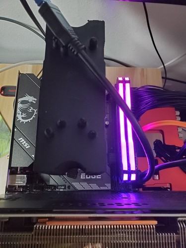 MSI MPG B560I Gaming Edge WiFi LGA1200 Mini-ITX Motherboard Intel 10th 11th Gen - Afbeelding 5 van 8