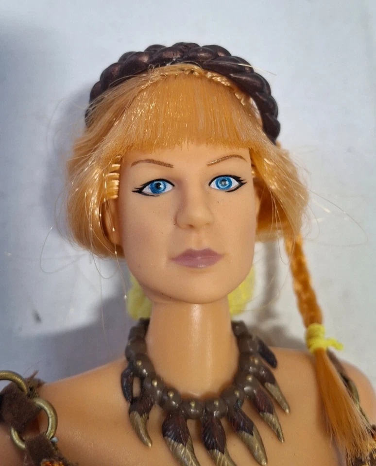 Vintage 1998 ToyBiz Inc Xena Gabrielle Amazon Princess 1/6 Scale Figure LJ-342 - Изображение 2 из 3