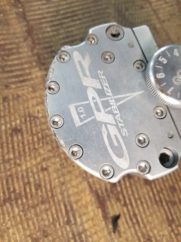 Kawasaki Ninja ZX10R GPR 2004-2005 amortiguador de dirección estabilizador falta soporte SC Foto 3 de 4