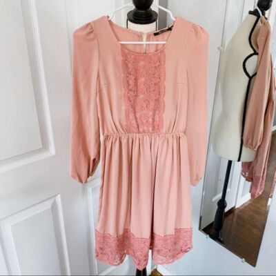 pink lace dress anthropologie Anthropologie Doe & Rae blush pink lace dress