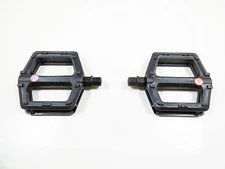 Bike Pedals Universal Platform Bicycle Grip 9/16" Pedal with Amber Reflector