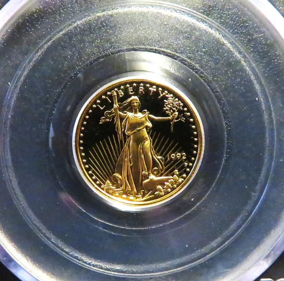 Eagle Proof 1992-P dorado $5 1/10 oz. CAMA PCGS PR69 Foto 2 de 4