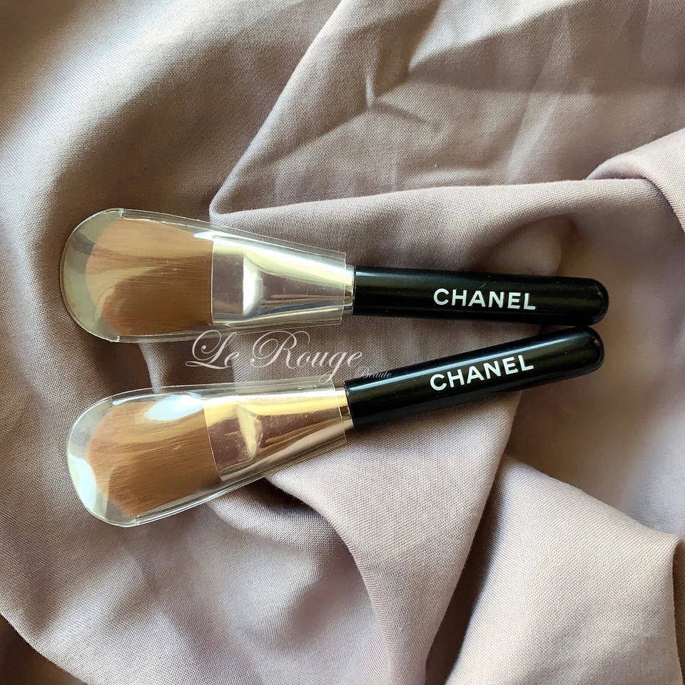 Cepillo base Chanel tamaño viaje (versión antigua) **elige tu color solo 1 pincel Foto 2 de 4