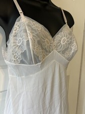 Vintage Vanity Fair Slip, Ivory W/Daisies Overlay, Full Slip 36 Nylon
