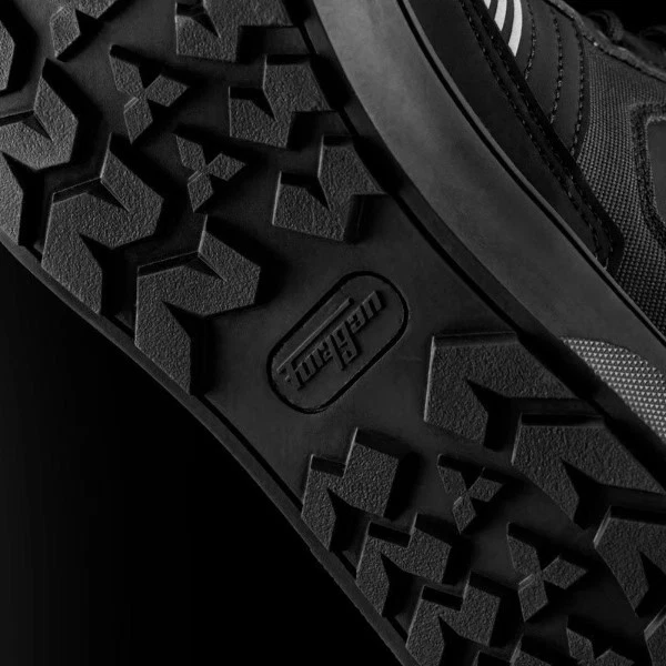 Black Black, photo 12 of 12