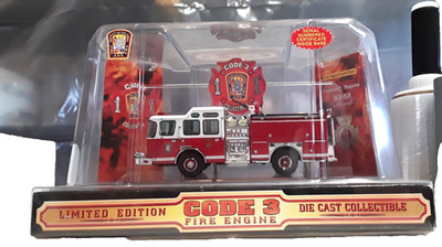 Code 3 Washington DC E-One Cyclone II Pumper 10 #12339 (FD-159