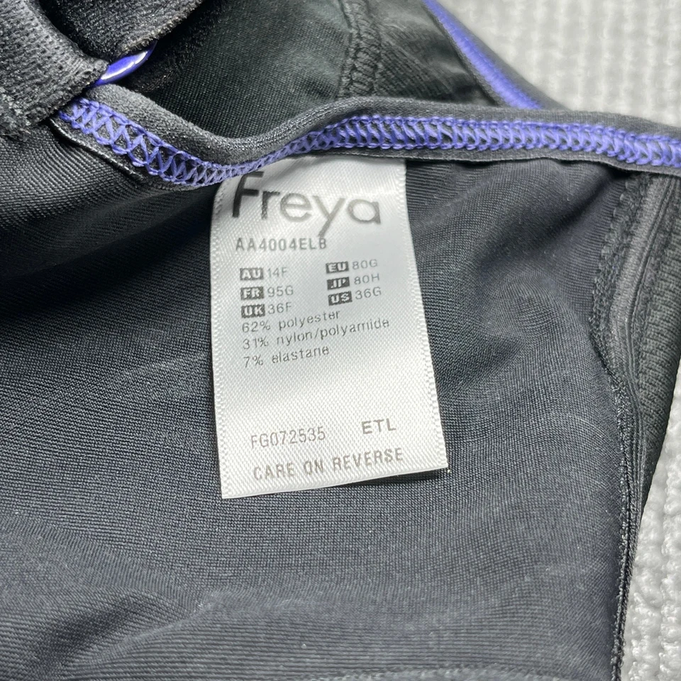 Sujetador deportivo Freya Epic moldeado con top corto para mujer 36G eléctrico negro entrenamiento gimnasio Foto 4 de 4