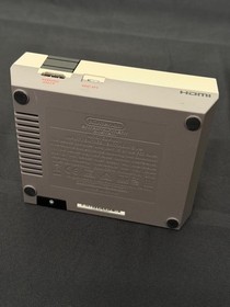 Nintendo NES Mini Console with Controller - b049400191717 ah.hh