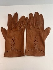 Vintage Women  s Brown Leather Driving Gloves Floral Design Size Medium