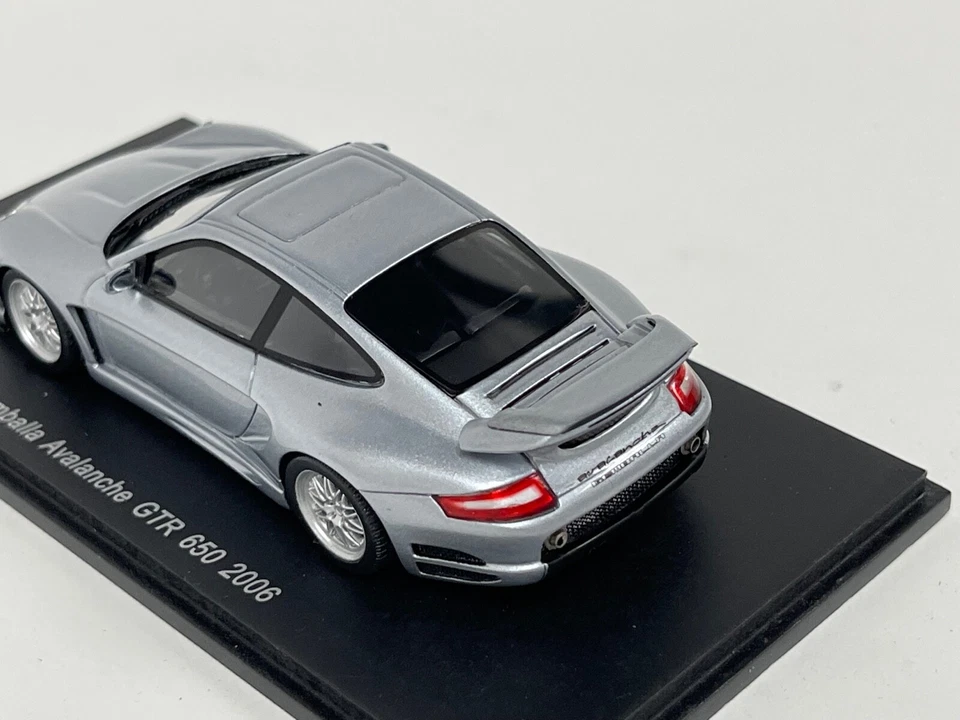 1/43 Spark Porsche 911 Gemballa Avalanche GTR650 from 2006  in Silver  S0707 - Image 2 of 4