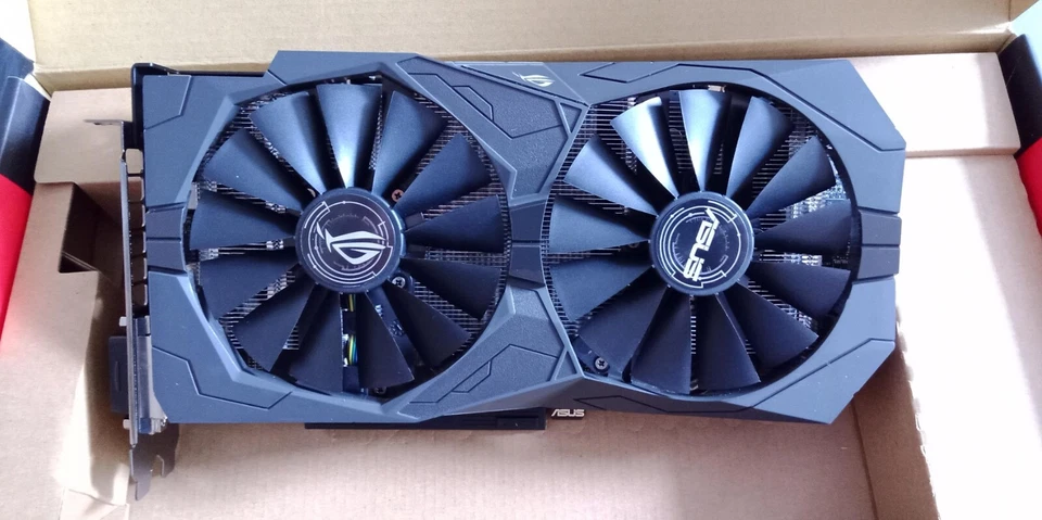 Asus Radeon RX570 graphic card - 4 gig memory - OC edition - Image 2 of 2