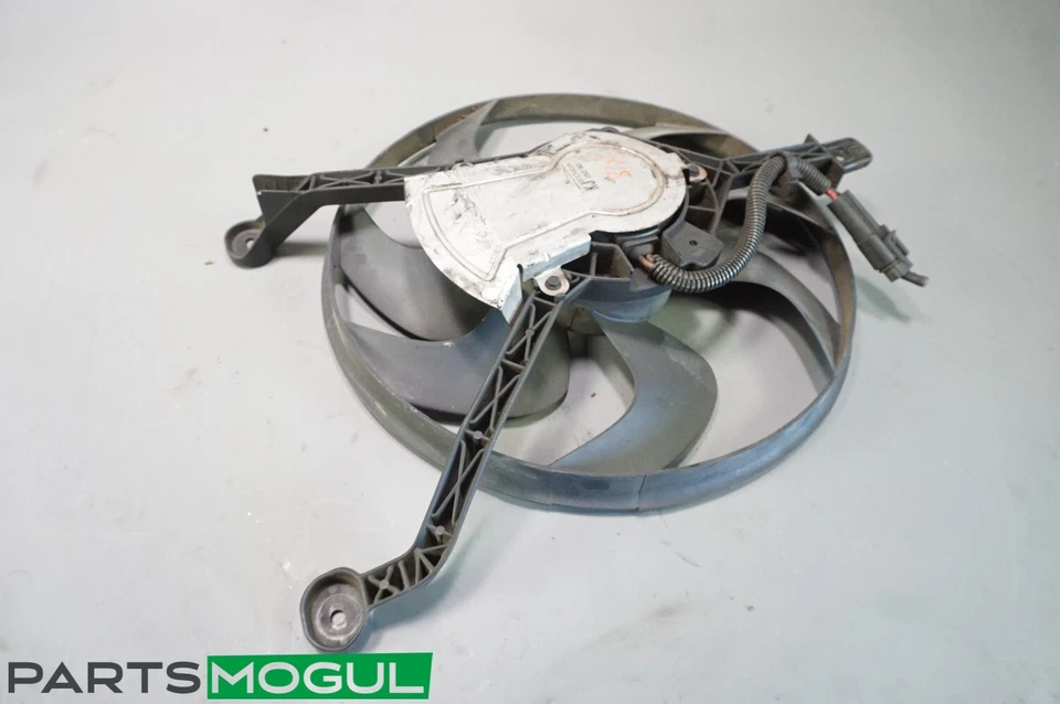 1993 CADILLAC ALLANTE A/C CONDENSER COOLING FAN 22134114 OEM - Image 2 of 4