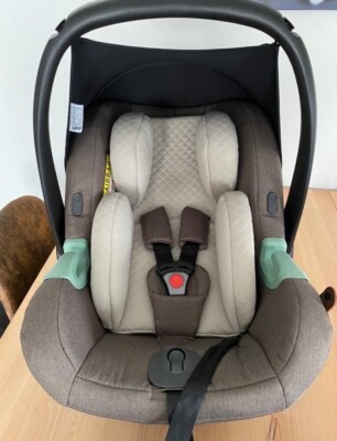 Baby Autositz Diamond Edition Tulip **inkl. Isofix Station** *wie neu*