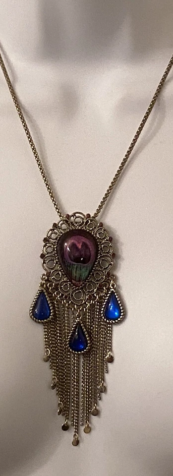 Collar azul cabujón imitación colgante pluma pavo real firmado por Betsey Johnson Foto 2 de 4