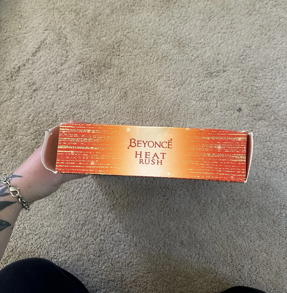Crema corporal vintage Y2K Beyonce HEAT RUSH 0,5 oz EDT spray 2,5 oz nueva caja imperfecta Foto 4 de 4
