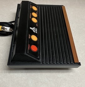 Atari Flashback 2 Classic Game Console 40 Built in Games 2 Controllers