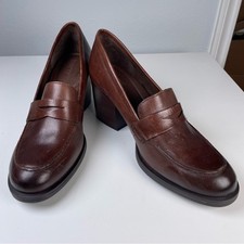 BORN Kasi Penny Loafer Size 10M Brown Classic Leather Timeless Comfortable