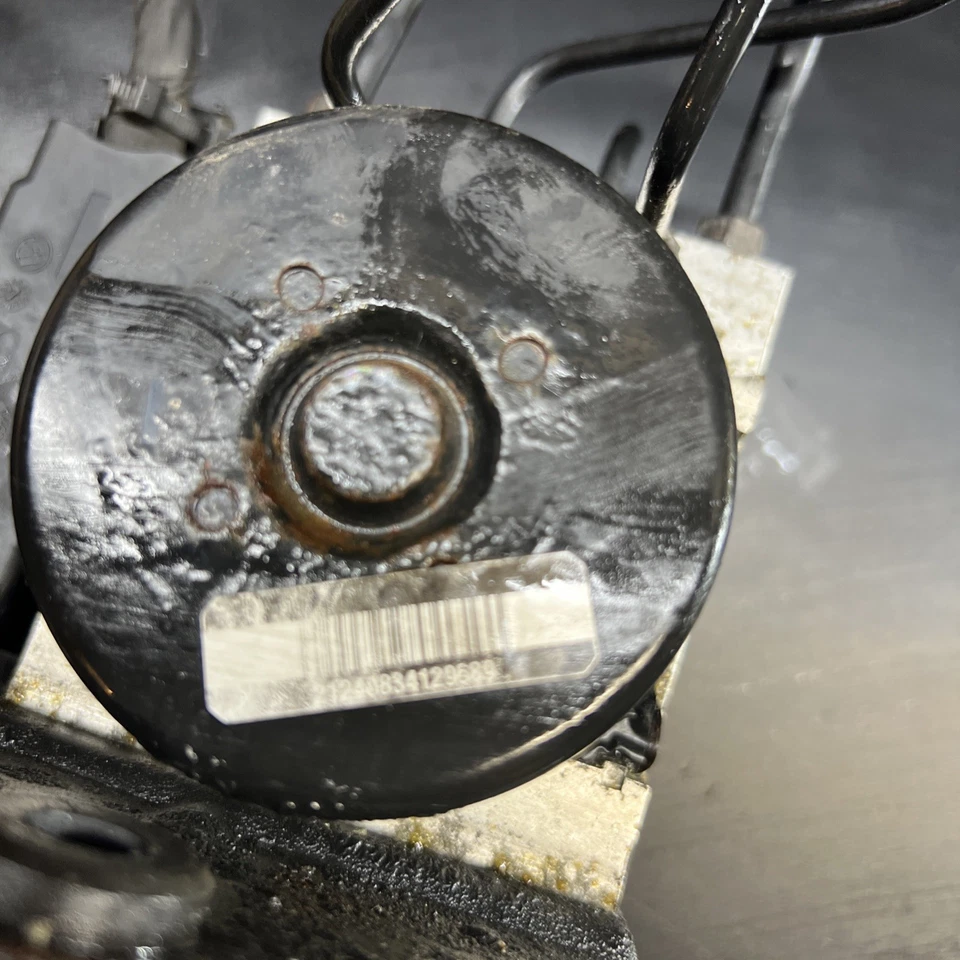 Piezas freno antibloqueo Volkswagen PASSAT 2009 2,5 Foto 3 de 4