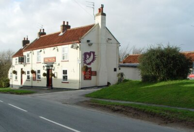Foto 6x4 Der Halbmond Skidby berühmt für seine Yorkshire Puddings so groß c2008