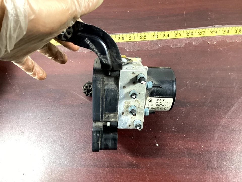 2013 - 2016 BMW 320i 328i ABS unidade de bomba de freio antibloqueio 6862247 fabricante de equipamento original. - Imagem 4 de 4