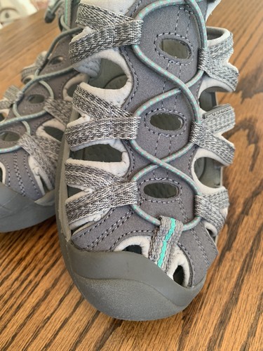 New Women's Keen Hiking Sandals Size 11 Gray Whisper 1022814 Outdoor Shoes - Picture 13 of 17