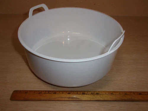 OSTER FOOD STEAMER MODELS 4713/510 WHITE ROUND 7-3/4"  HANDLED RICE BOWL