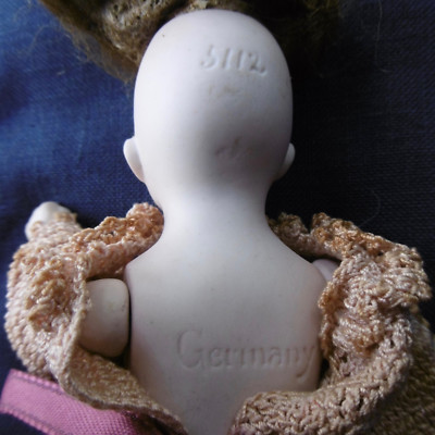 Mignonnette Ancienne Allemande En Biscuit - 16 Cm, Poupée Vintage