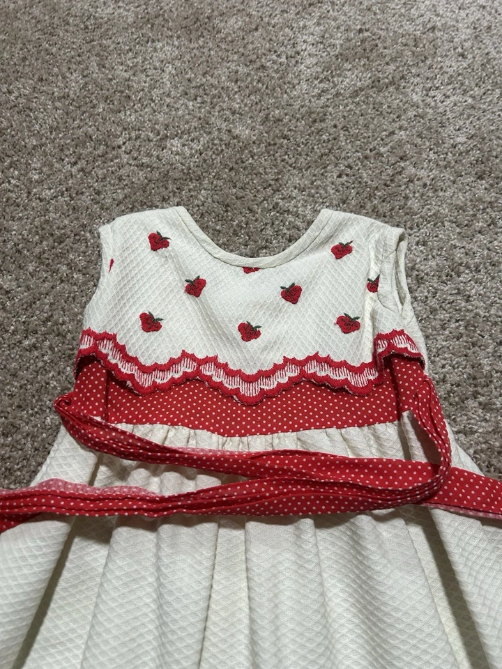 Vintage Tiny Town Dress Girls 4 White Red Strawberry Boho Hippy 80s - Image 4 of 4