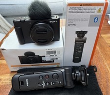 Sony ZV-1F 20.1MP Compact Digital Vlogging Camera and Sony GP-VPT3 Handle.