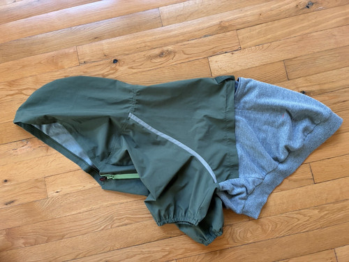 Reddy Dog Rain Jacket XXL Olive Green  Water Resistant, Pet backpack EXCELLENT