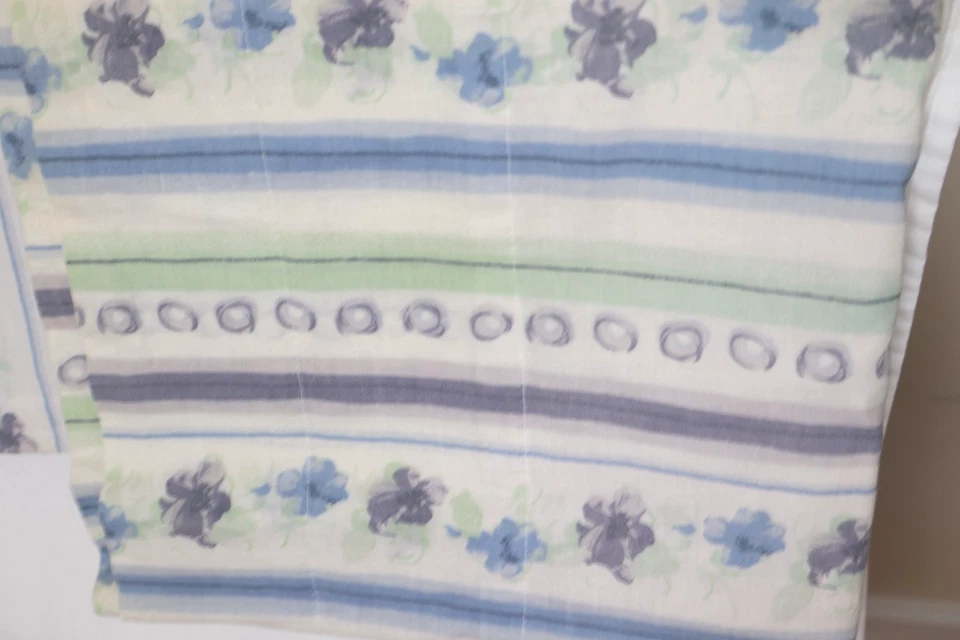 Paneles de cortina de algodón forrados florales lavanda/aqua (2) cocina de 20" x 90" Foto 2 de 4