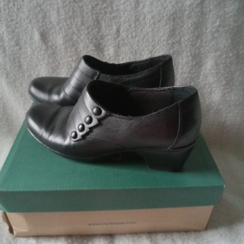 Clarks Ingalls Falls slip-on loafers Leather upper Black block heel Casual - 第 3/8 張圖片