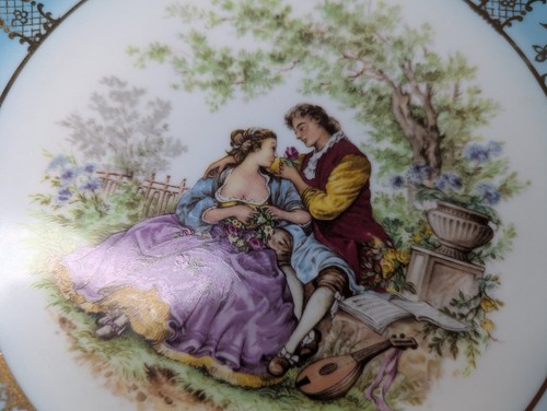 Vintage Fragonard 10.5" Plate E Bavaria Love Story Courting Couple #2 - Picture 4 of 4
