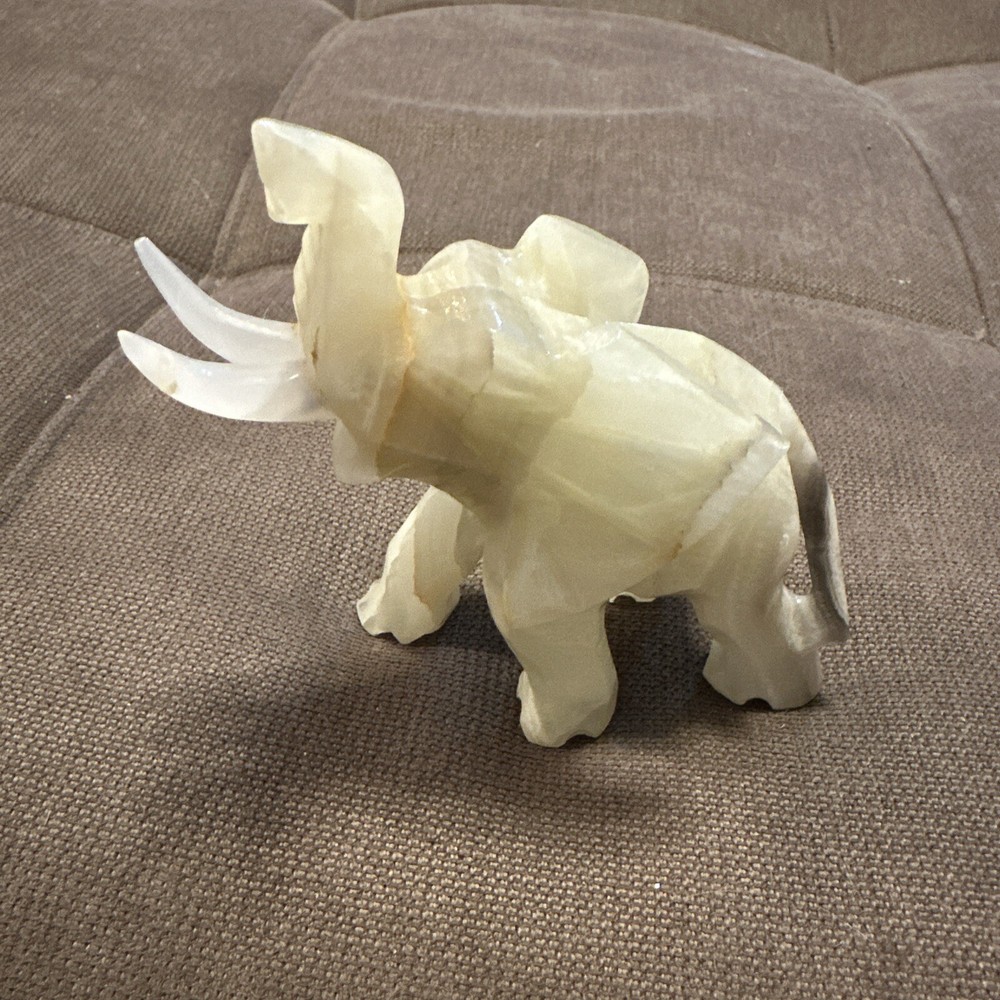 Hand Carved Elephant Figurine 4-1/2” Tusked stone marble T9