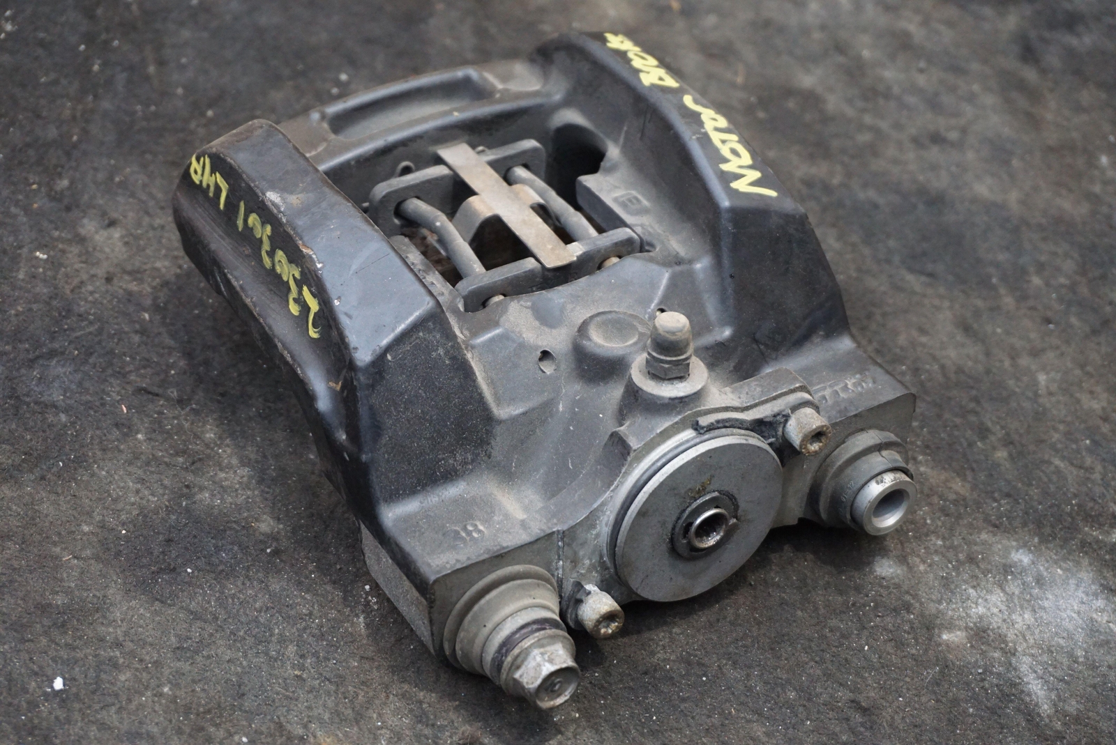Rear Left Emergency Parking Brake Caliper OEM 43019-T6N-A54 Acura NSX 2017-20 Lh