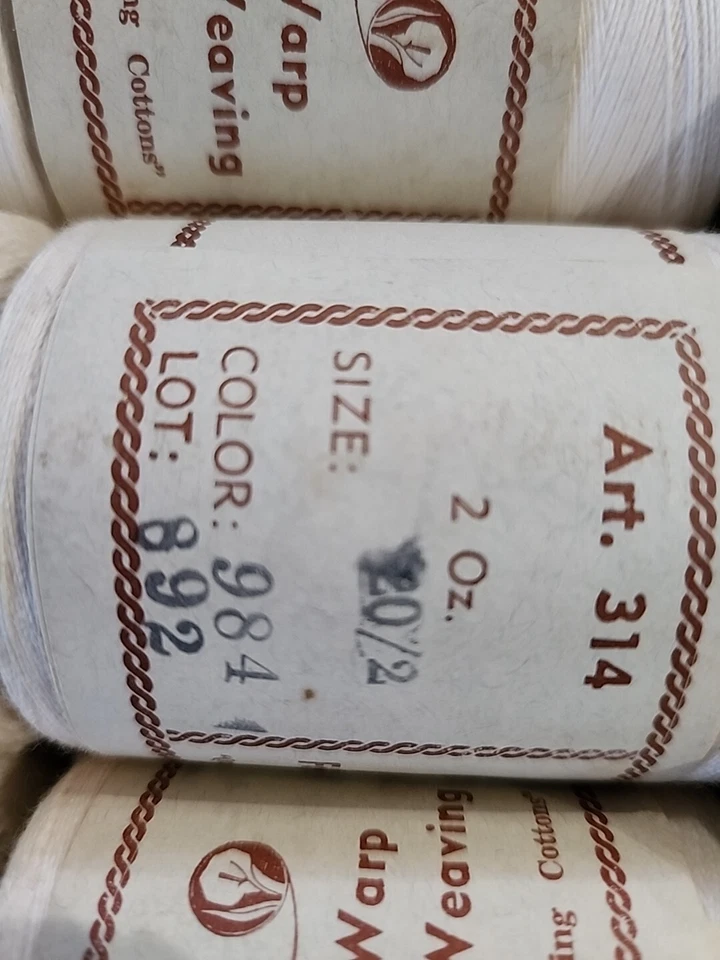 Hilo de algodón vintage lirio tejido a mano 8 - 2 oz tubos hechos en EE. UU. color #984 artesanías Foto 4 de 4