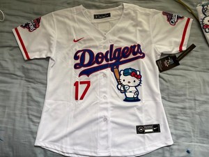 Hello Kitty Dodgers Shirt | eBay