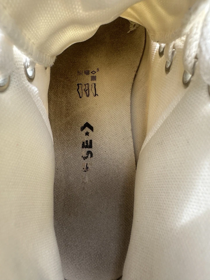 Usado Converse Chuck Taylor All Star Bordado Con Flores Ojales Talla 9 Crema Foto 4 de 4