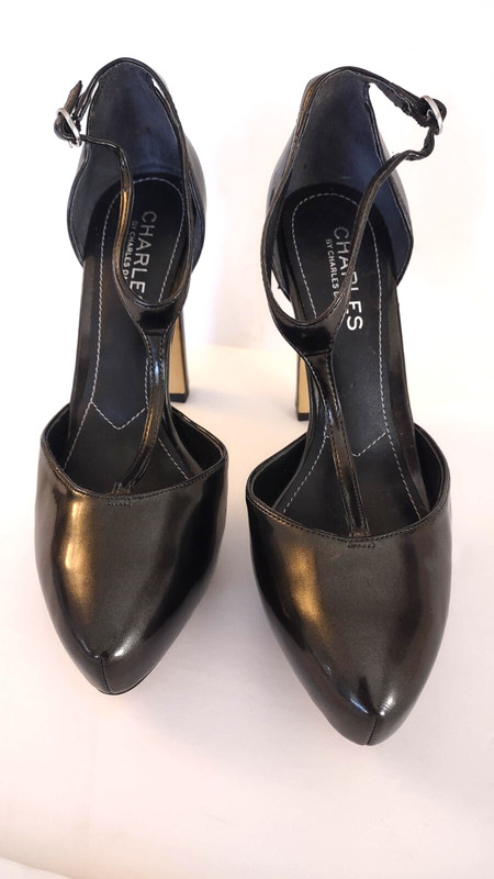 Charles by Charles David Black T-Strap Platform Heels Sz 6