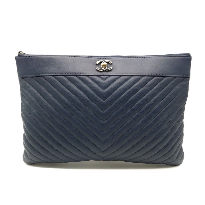 Excellent Condition CHANEL Chanel Coco Mark Chevron V Stitch Lambskin Clutch Bag