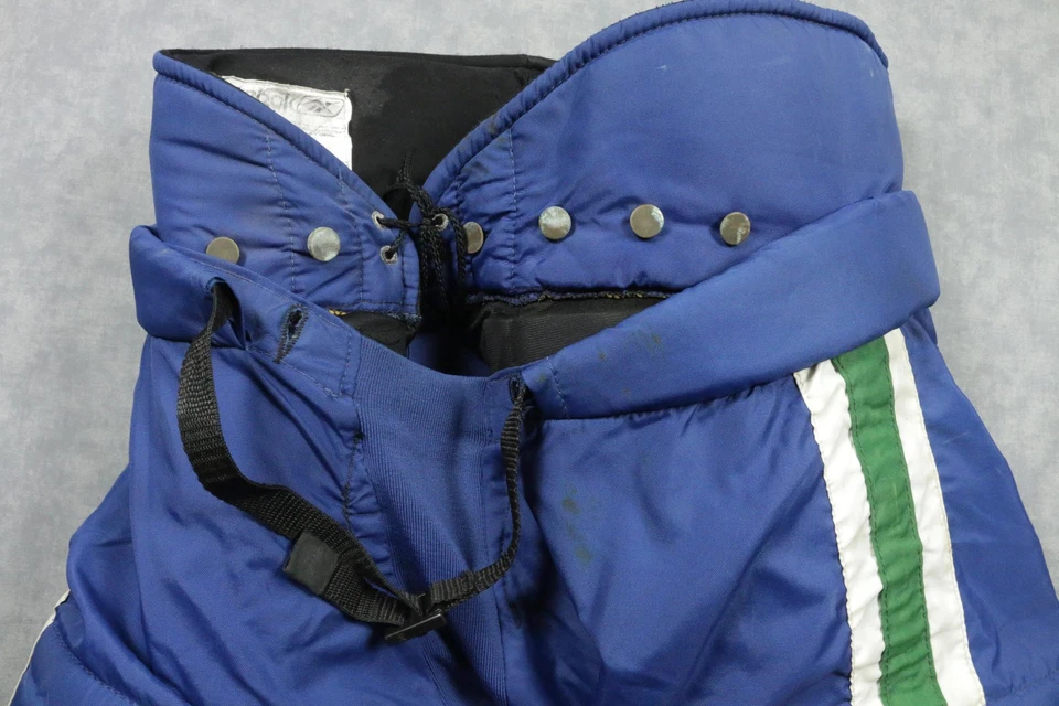 Pantalones de hockey Vancouver Canucks usados en juegos grandes Reebok MHP7000 SE NHL Foto 4 de 4