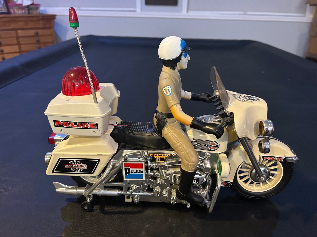 自動車 Harley-Davidson Police 1200 Chips Highway Patrol Police Harley Davidson 16