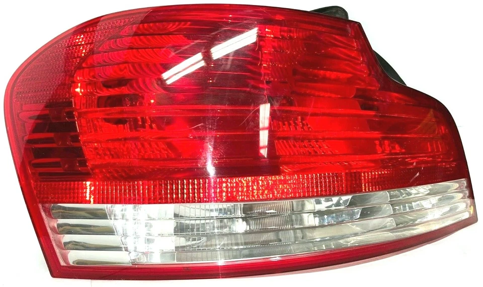 Conjunto de luz trasera BMW - cupé izquierda Hella 009615091 128i 2010 usado 63217285641 Foto 2 de 4