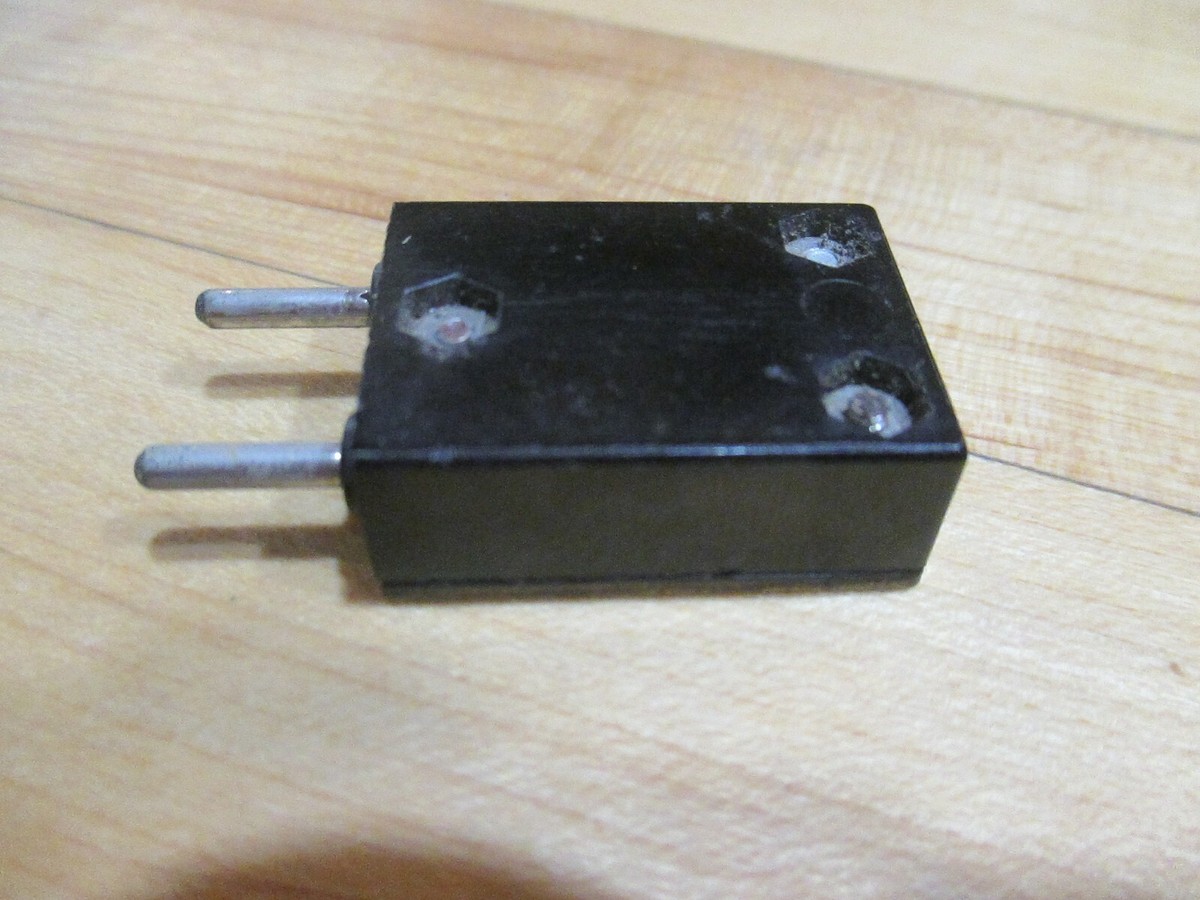 20MHz - CRISTAL DE QUARTZ TYP HC-49/U de Dönberg