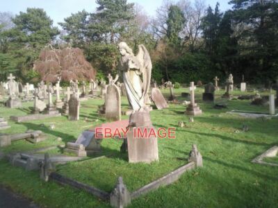 FOTO OSTGLANZ FRIEDHOF HIER STEHEN NUR ZWEI FRIEDHÖFE NEBENEINANDER