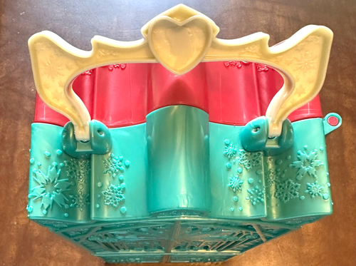 Disney Frozen Anna and Elsa's Royal Closet 2013 2 skirts Mirror Compartments - Picture 5 of 5