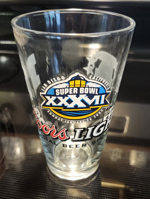 COORS LIGHT Beer Pint Glass Super Bowl XXXVII Tampa Bay vs Raiders in San Diego